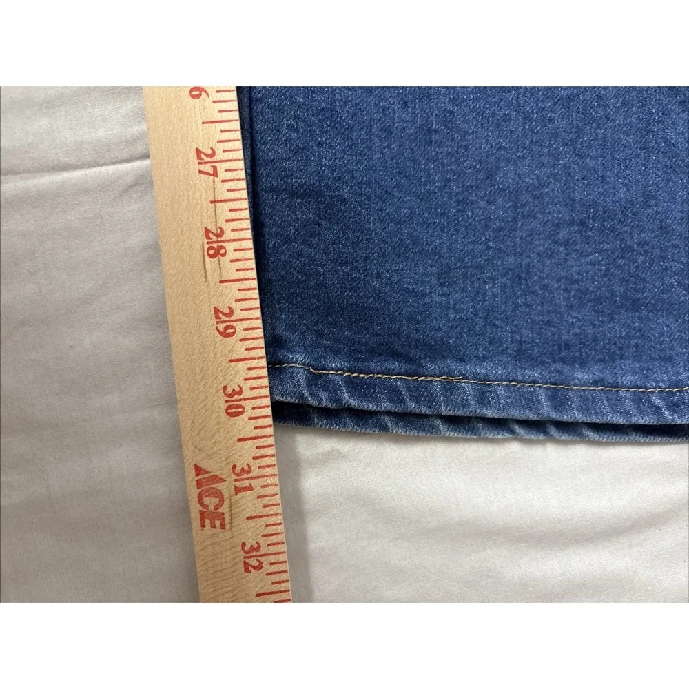 Wrangler Straight Leg Jeans Mens 40X30 Blue Medium Wash Regular Fit 85900DW